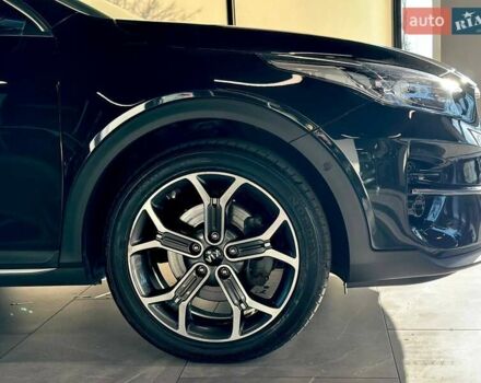 Черный Киа XCeed, объемом двигателя 1.58 л и пробегом 87 тыс. км за 28900 $, фото 4 на Automoto.ua
