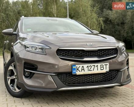 Коричневый Киа XCeed, объемом двигателя 1.35 л и пробегом 75 тыс. км за 16999 $, фото 26 на Automoto.ua