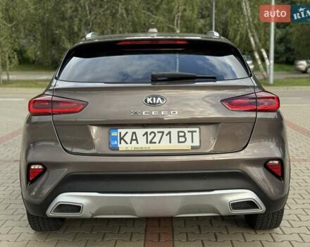 Коричневый Киа XCeed, объемом двигателя 1.35 л и пробегом 75 тыс. км за 16999 $, фото 14 на Automoto.ua