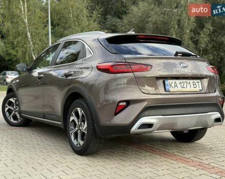 Коричневый Киа XCeed, объемом двигателя 1.35 л и пробегом 75 тыс. км за 16999 $, фото 9 на Automoto.ua