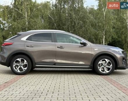 Коричневый Киа XCeed, объемом двигателя 1.35 л и пробегом 75 тыс. км за 16999 $, фото 23 на Automoto.ua