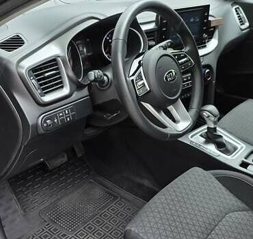 Коричневый Киа XCeed, объемом двигателя 1.35 л и пробегом 46 тыс. км за 21300 $, фото 43 на Automoto.ua