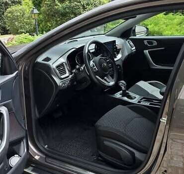 Коричневый Киа XCeed, объемом двигателя 1.35 л и пробегом 46 тыс. км за 21300 $, фото 19 на Automoto.ua