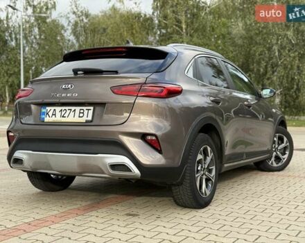 Коричневый Киа XCeed, объемом двигателя 1.35 л и пробегом 75 тыс. км за 16999 $, фото 20 на Automoto.ua