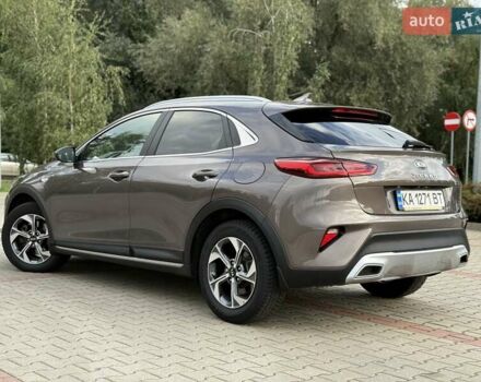 Коричневый Киа XCeed, объемом двигателя 1.35 л и пробегом 75 тыс. км за 16999 $, фото 7 на Automoto.ua