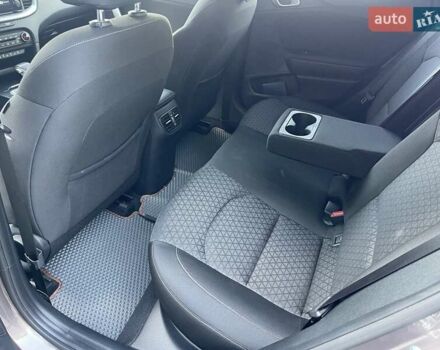 Коричневый Киа XCeed, объемом двигателя 1.35 л и пробегом 21 тыс. км за 18999 $, фото 16 на Automoto.ua