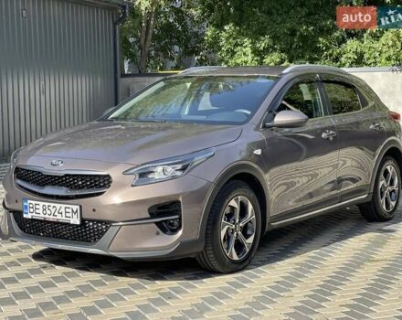 Коричневый Киа XCeed, объемом двигателя 1.35 л и пробегом 21 тыс. км за 18999 $, фото 4 на Automoto.ua