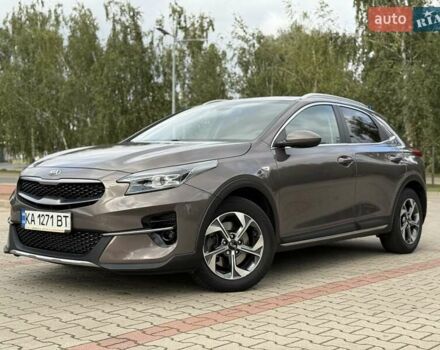 Коричневый Киа XCeed, объемом двигателя 1.35 л и пробегом 75 тыс. км за 16999 $, фото 5 на Automoto.ua