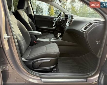 Коричневый Киа XCeed, объемом двигателя 1.35 л и пробегом 75 тыс. км за 16999 $, фото 55 на Automoto.ua