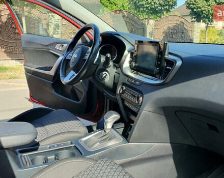 Красный Киа XCeed, объемом двигателя 1.4 л и пробегом 32 тыс. км за 21500 $, фото 15 на Automoto.ua