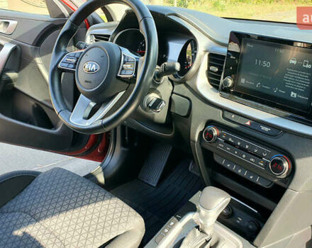 Красный Киа XCeed, объемом двигателя 1.4 л и пробегом 32 тыс. км за 21500 $, фото 23 на Automoto.ua