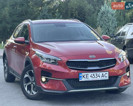 Красный Киа XCeed, объемом двигателя 1.4 л и пробегом 35 тыс. км за 19300 $, фото 4 на Automoto.ua