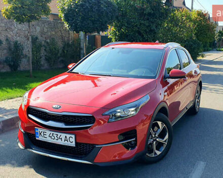 Красный Киа XCeed, объемом двигателя 1.4 л и пробегом 32 тыс. км за 21500 $, фото 2 на Automoto.ua