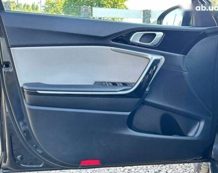 Киа XCeed, объемом двигателя 1.4 л и пробегом 69 тыс. км за 19000 $, фото 11 на Automoto.ua