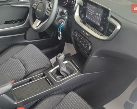 купить новое авто Киа XCeed 2025 года от официального дилера Рівне-Авто Киа фото