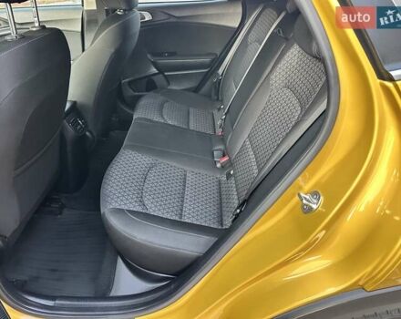 Желтый Киа XCeed, объемом двигателя 1.35 л и пробегом 45 тыс. км за 16500 $, фото 38 на Automoto.ua
