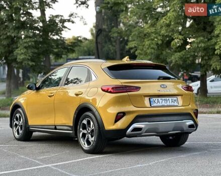 Желтый Киа XCeed, объемом двигателя 1.35 л и пробегом 45 тыс. км за 16500 $, фото 12 на Automoto.ua