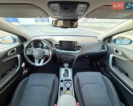Серый Киа XCeed, объемом двигателя 1.4 л и пробегом 27 тыс. км за 19440 $, фото 12 на Automoto.ua