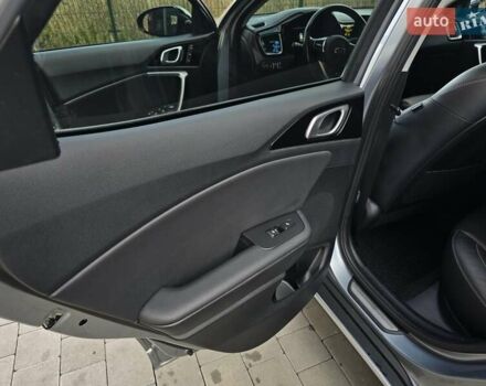 Серый Киа XCeed, объемом двигателя 1.35 л и пробегом 75 тыс. км за 20300 $, фото 12 на Automoto.ua