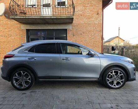Серый Киа XCeed, объемом двигателя 1.35 л и пробегом 75 тыс. км за 20300 $, фото 7 на Automoto.ua