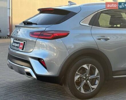 Серый Киа XCeed, объемом двигателя 1.4 л и пробегом 27 тыс. км за 19440 $, фото 4 на Automoto.ua