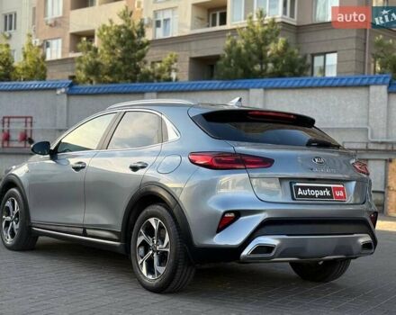 Серый Киа XCeed, объемом двигателя 1.4 л и пробегом 27 тыс. км за 19440 $, фото 7 на Automoto.ua