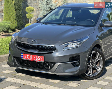 Серый Киа XCeed, объемом двигателя 1.5 л и пробегом 53 тыс. км за 19700 $, фото 8 на Automoto.ua