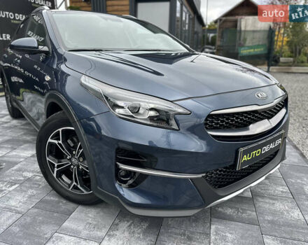 Синий Киа XCeed, объемом двигателя 1.4 л и пробегом 43 тыс. км за 18800 $, фото 18 на Automoto.ua