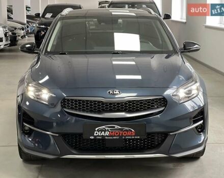 Синий Киа XCeed, объемом двигателя 1.35 л и пробегом 35 тыс. км за 21700 $, фото 1 на Automoto.ua