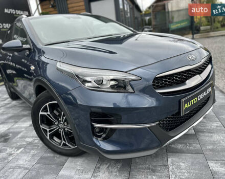 Синий Киа XCeed, объемом двигателя 1.4 л и пробегом 43 тыс. км за 18800 $, фото 19 на Automoto.ua