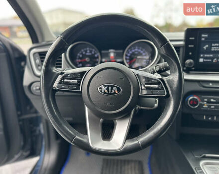 Синий Киа XCeed, объемом двигателя 1.4 л и пробегом 43 тыс. км за 18800 $, фото 57 на Automoto.ua