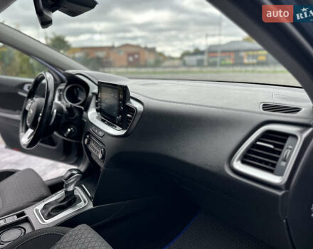 Синий Киа XCeed, объемом двигателя 1.4 л и пробегом 43 тыс. км за 18800 $, фото 51 на Automoto.ua
