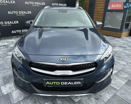 Синий Киа XCeed, объемом двигателя 1.4 л и пробегом 43 тыс. км за 18800 $, фото 3 на Automoto.ua