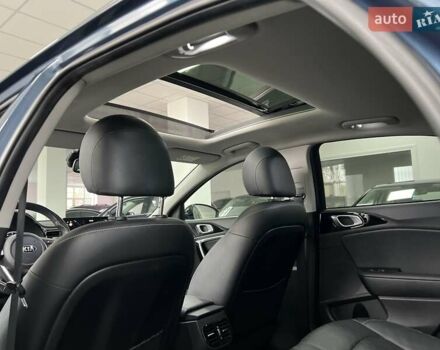 Синий Киа XCeed, объемом двигателя 1.35 л и пробегом 35 тыс. км за 21700 $, фото 29 на Automoto.ua