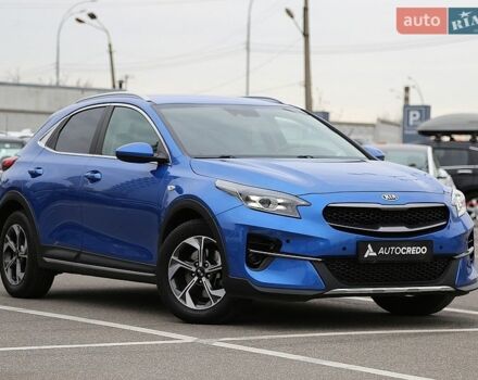 Синий Киа XCeed, объемом двигателя 1.35 л и пробегом 52 тыс. км за 19500 $, фото 1 на Automoto.ua