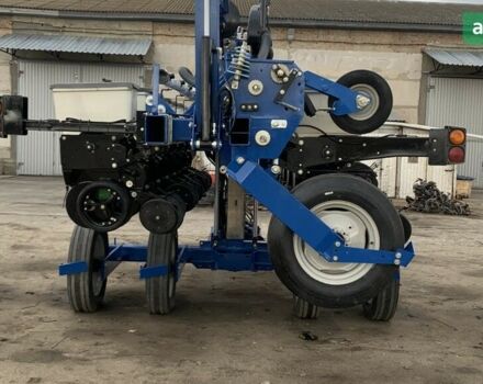 Кинзе 3500, объемом двигателя 0 л и пробегом 0 тыс. км за 75000 $, фото 4 на Automoto.ua