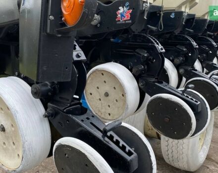 Кинзе 3700, объемом двигателя 0 л и пробегом 2 тыс. км за 42000 $, фото 7 на Automoto.ua