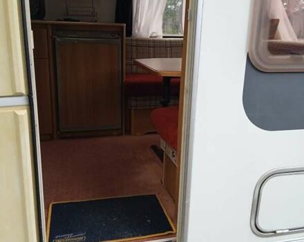 Кнаус Евростар 2002 в Киеве на Automoto.ua Белый Кнаус Евростар, объемом двигателя 0 л и пробегом 10 тыс. км за 8700 $, фото 5 на Automoto.ua