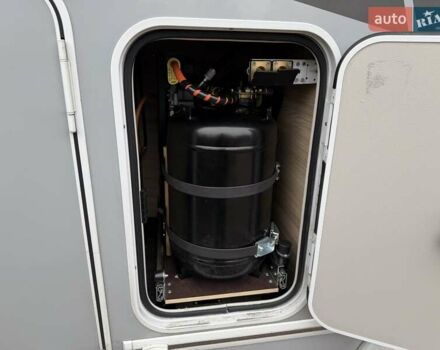 Сірий Кнаус Комфорт, об'ємом двигуна 1.97 л та пробігом 30 тис. км за 145000 $, фото 1 на Automoto.ua