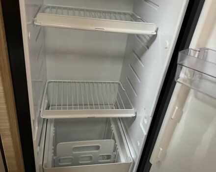 Сірий Кнаус Комфорт, об'ємом двигуна 1.97 л та пробігом 30 тис. км за 145000 $, фото 44 на Automoto.ua