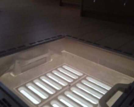 Белый Кнаус Судвинд, объемом двигателя 0 л и пробегом 10 тыс. км за 4450 $, фото 19 на Automoto.ua