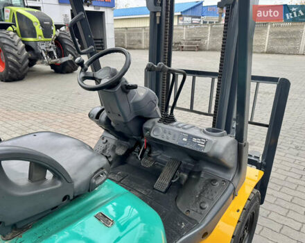 Коматсу ФД 2008 у Радомышле на Automoto.ua Жовтий Коматсу ФД, об'ємом двигуна 2.5 л та пробігом 5 тис. км за 12500 $, фото 9 на Automoto.ua