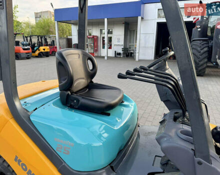 Коматсу ФД 2008 у Радомышле на Automoto.ua Жовтий Коматсу ФД, об'ємом двигуна 2 л та пробігом 0 тис. км за 13000 $, фото 9 на Automoto.ua