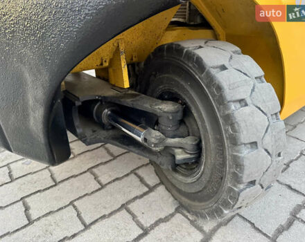 Жовтий Коматсу ФД, об'ємом двигуна 2 л та пробігом 2 тис. км за 15500 $, фото 12 на Automoto.ua