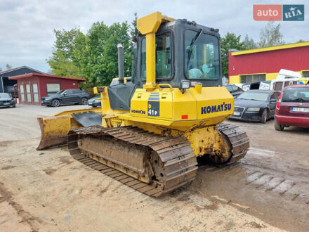 Коматсу D41 2005 в Одессе на Automoto.ua Коматсу D41, объемом двигателя 0 л и пробегом 7 тыс. км за 53999 $, фото 1 на Automoto.ua