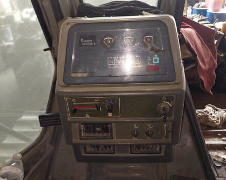 Коматсу D41 1998 в Броварах на Automoto.ua Желтый Коматсу D41, объемом двигателя 4.5 л и пробегом 700 тыс. км за 45000 $, фото 15 на Automoto.ua