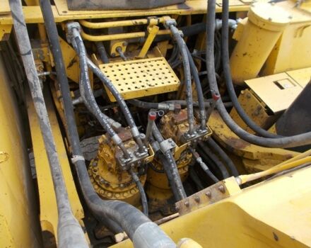 Коматсу Другая, об'ємом двигуна 0 л та пробігом 0 тис. км за 118109 $, фото 4 на Automoto.ua