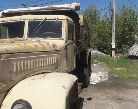 Бежевый КрАЗ 256, объемом двигателя 15 л и пробегом 241 тыс. км за 4750 $, фото 2 на Automoto.ua