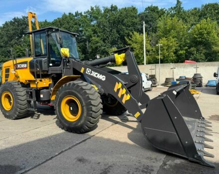 КрАЗ 6510, объемом двигателя 14.86 л и пробегом 0 тыс. км за 90300 $, фото 4 на Automoto.ua