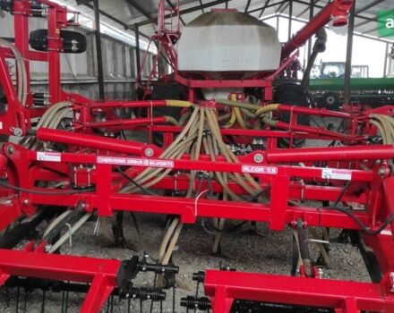 Красная звезда Alcor, объемом двигателя 0 л и пробегом 1 тыс. км за 26000 $, фото 8 на Automoto.ua